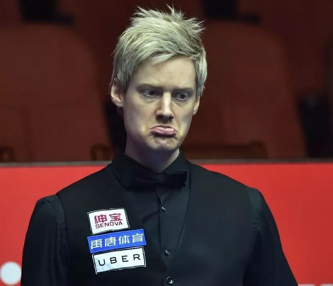 他镇定自若 他镇定自若