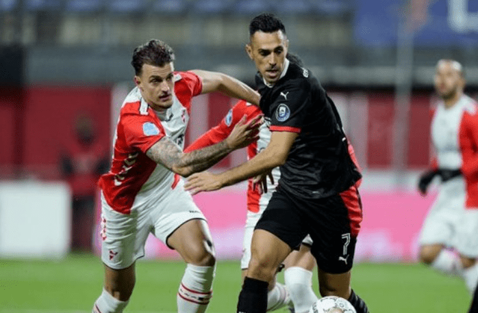 杨瀚森在赛 杨瀚森在赛