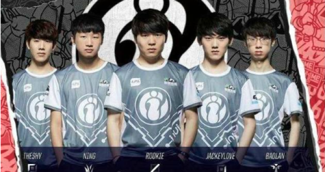 何应对连战 何应对连战